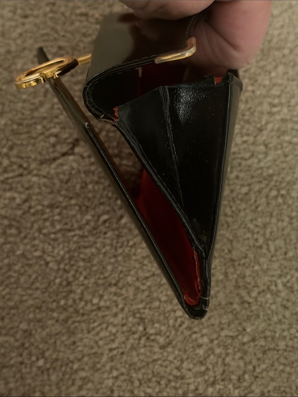 Gucci Black Wallet with Gold Double G Accent - Picture 7 of 7